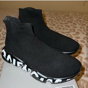 Balenciaga Speed Lite Trainer Graffiti